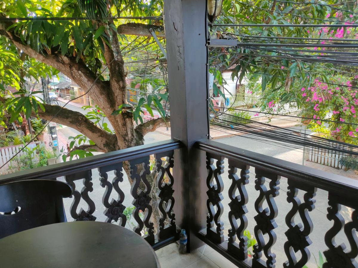 لوانغ برابانغ Lotus Corner - Heritage B&B المظهر الخارجي الصورة