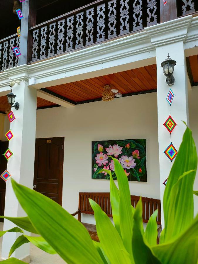 لوانغ برابانغ Lotus Corner - Heritage B&B المظهر الخارجي الصورة