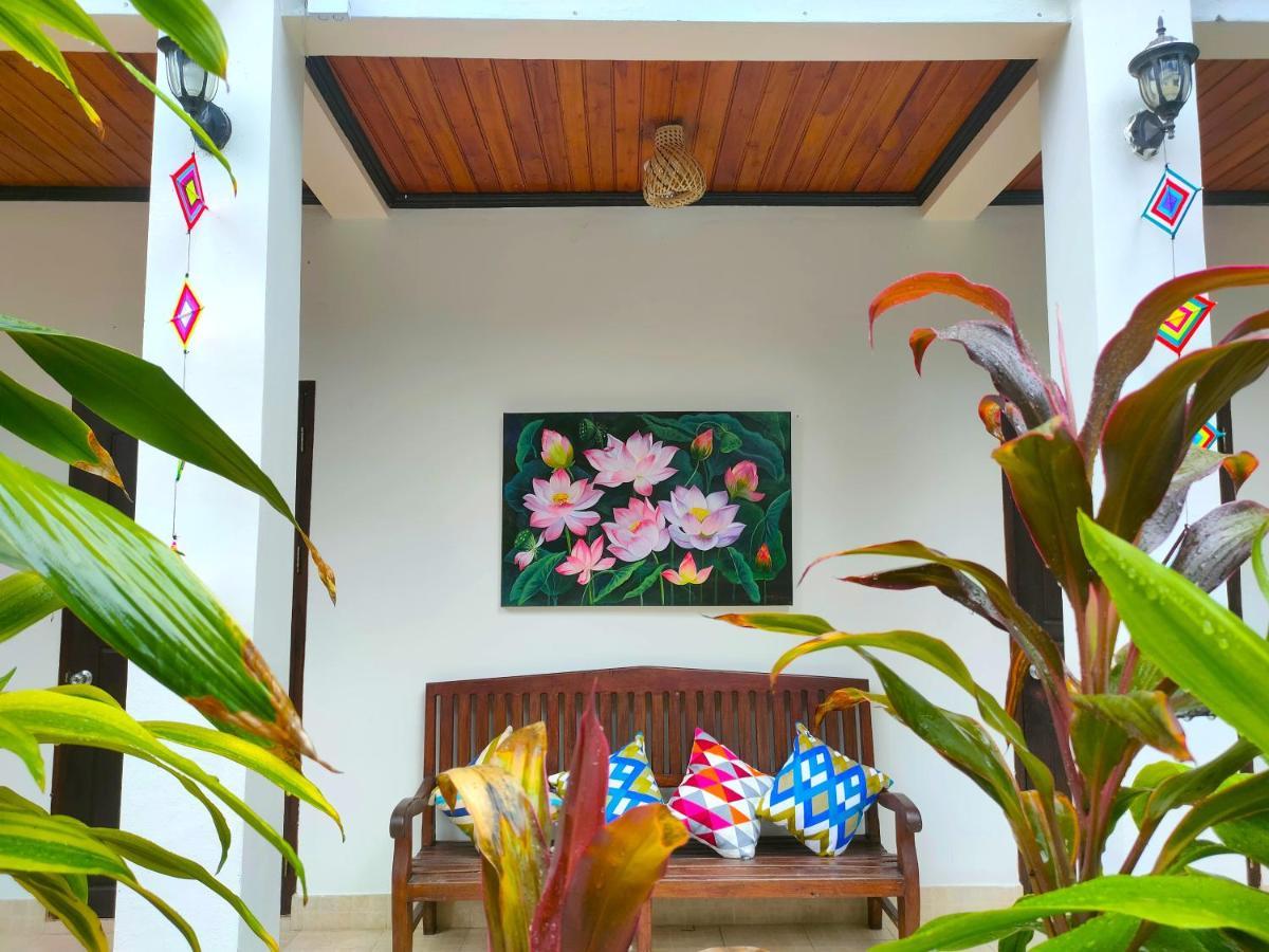 لوانغ برابانغ Lotus Corner - Heritage B&B المظهر الخارجي الصورة