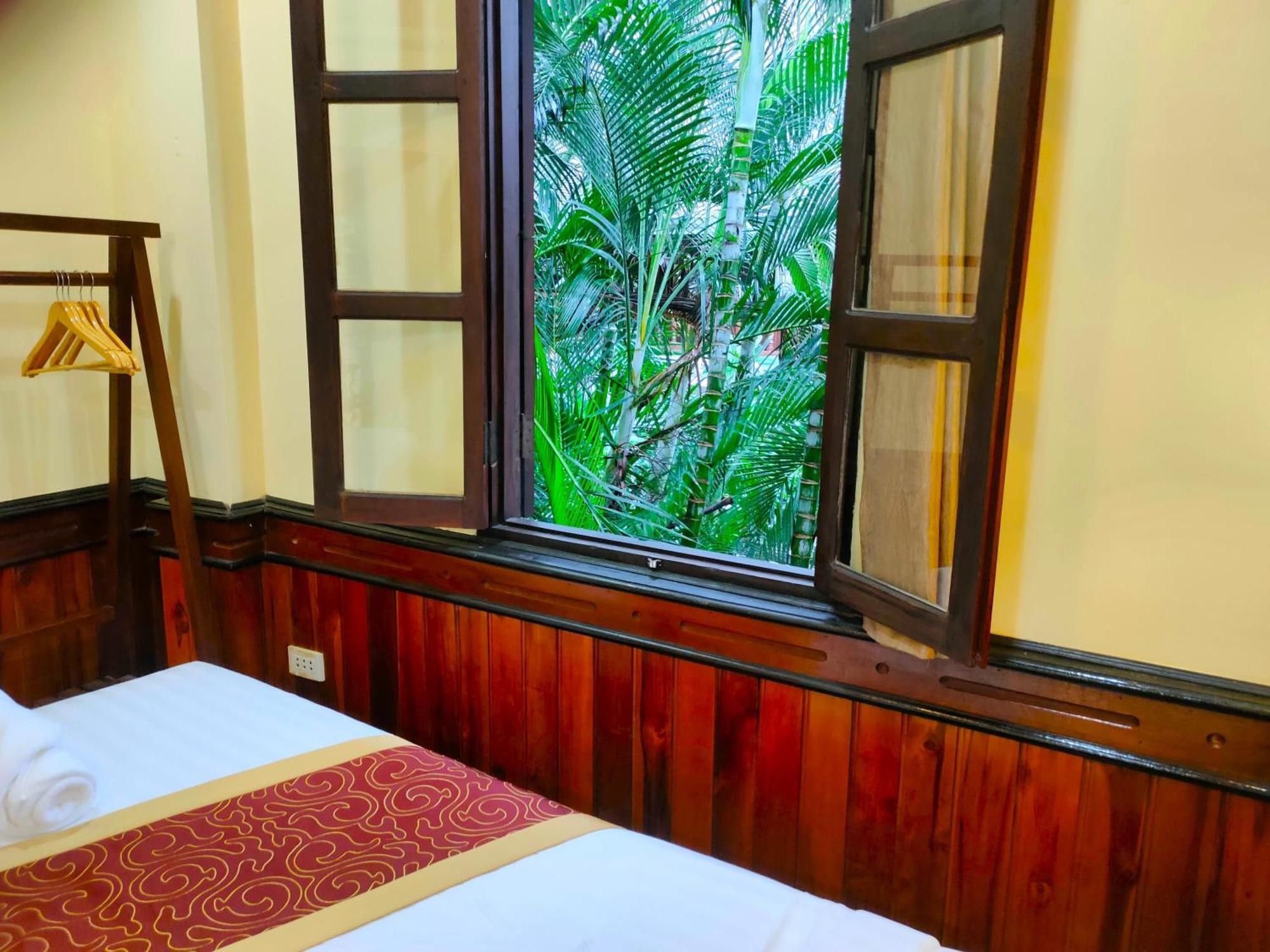 لوانغ برابانغ Lotus Corner - Heritage B&B المظهر الخارجي الصورة